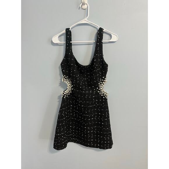 Zara NWT Tweed Textured Weave Cut Out Pearl Dress Black White Mini Sz XS - Picture 3 of 7